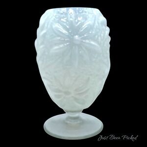 Vintage Opalescent Glass Vase Daisy‎ Fern Leaf Fenton 7" Art Glass